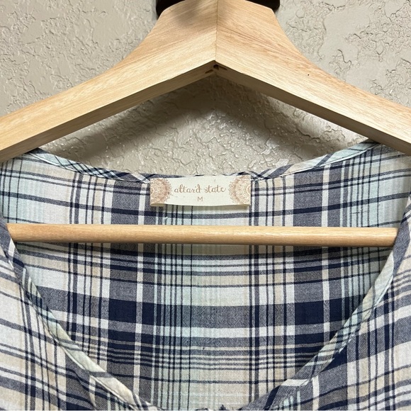 Altar'd State women sz M Frayed Tiered Plaid Floral Blouse - Picture 3 of 7